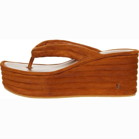 GUC Veronica Beard Sandals - Picture 2 of 15